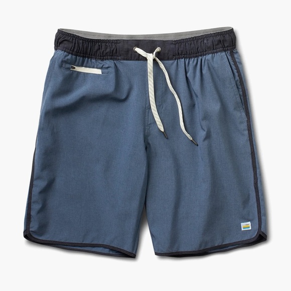 Vuori Banks Short Men's Charcoal Engineered Stripe Athletic Shorts Size Large - Picture 2 of 11